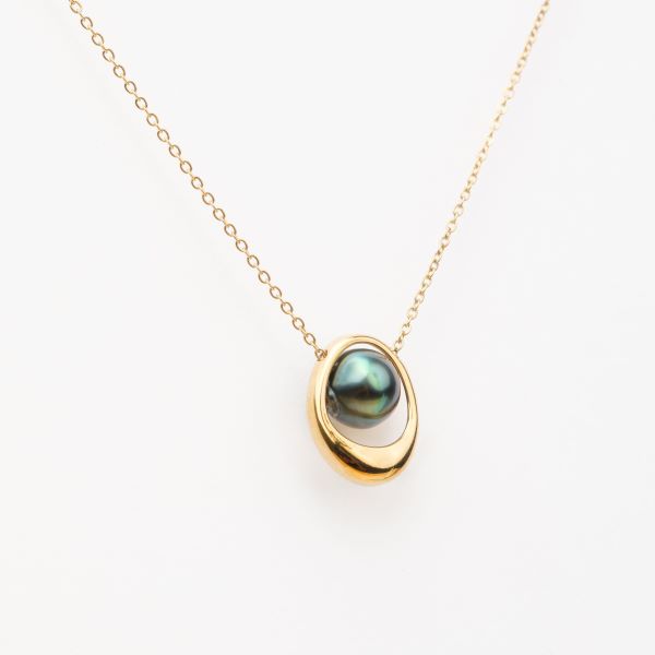 Collier acier doré Ovale et perle de Tahiti