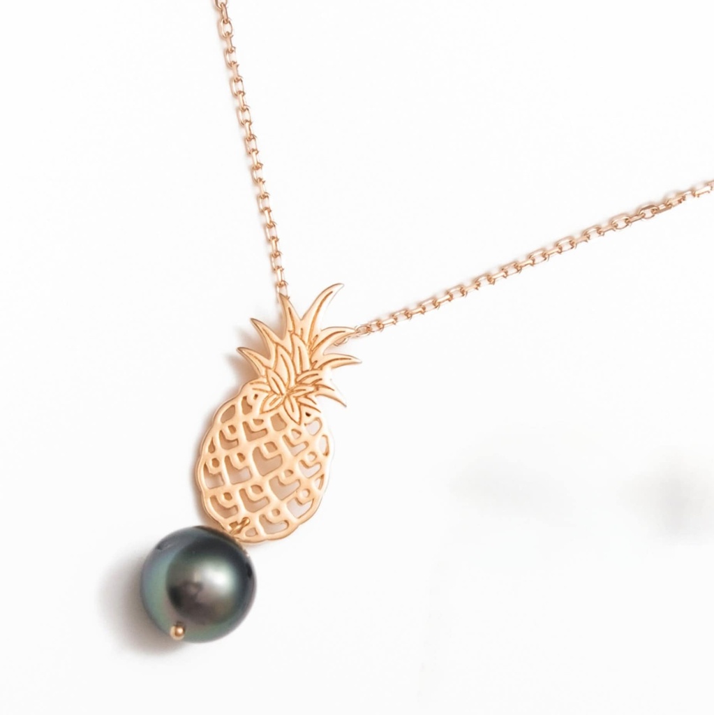 Collier en plaqué or ananas et une perle de tahiti